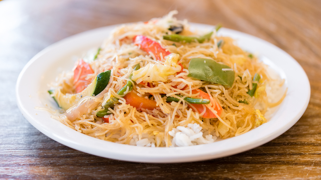 Indays Restaurant | restaurant | b, 1043 W 8th St, Chico, CA 95928, USA | 5305202593 OR +1 530-520-2593