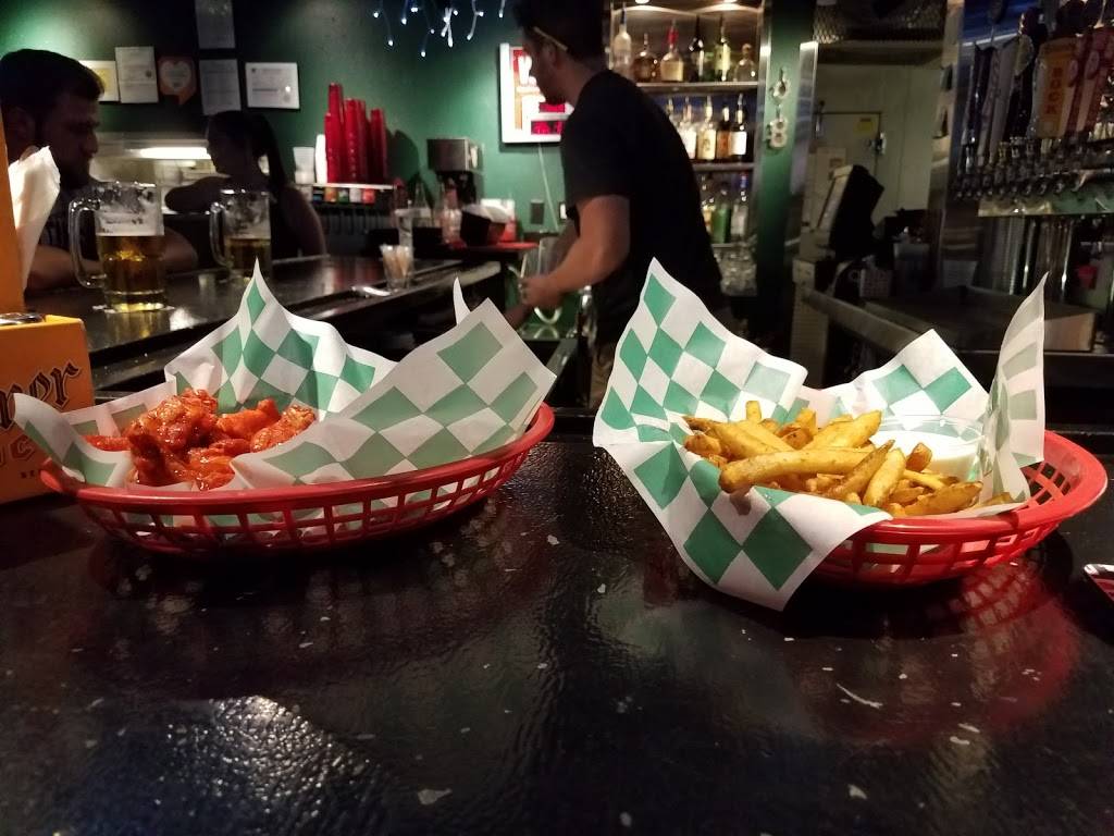 Vine Tavern & Eatery - Iowa City | restaurant | 330 E Prentiss St, Iowa City, IA 52240, USA | 3193548767 OR +1 319-354-8767