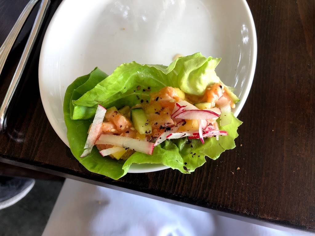 Pearl Restaurant & Bar | restaurant | 260 Compo Rd S, Westport, CT 06880, USA | 2035576260 OR +1 203-557-6260