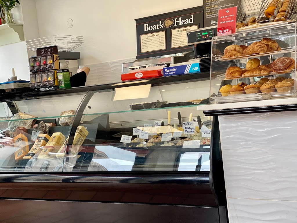 Taqueria El Toro | restaurant | 7302 3rd Ave, Brooklyn, NY 11209, USA | 7185501625 OR +1 718-550-1625