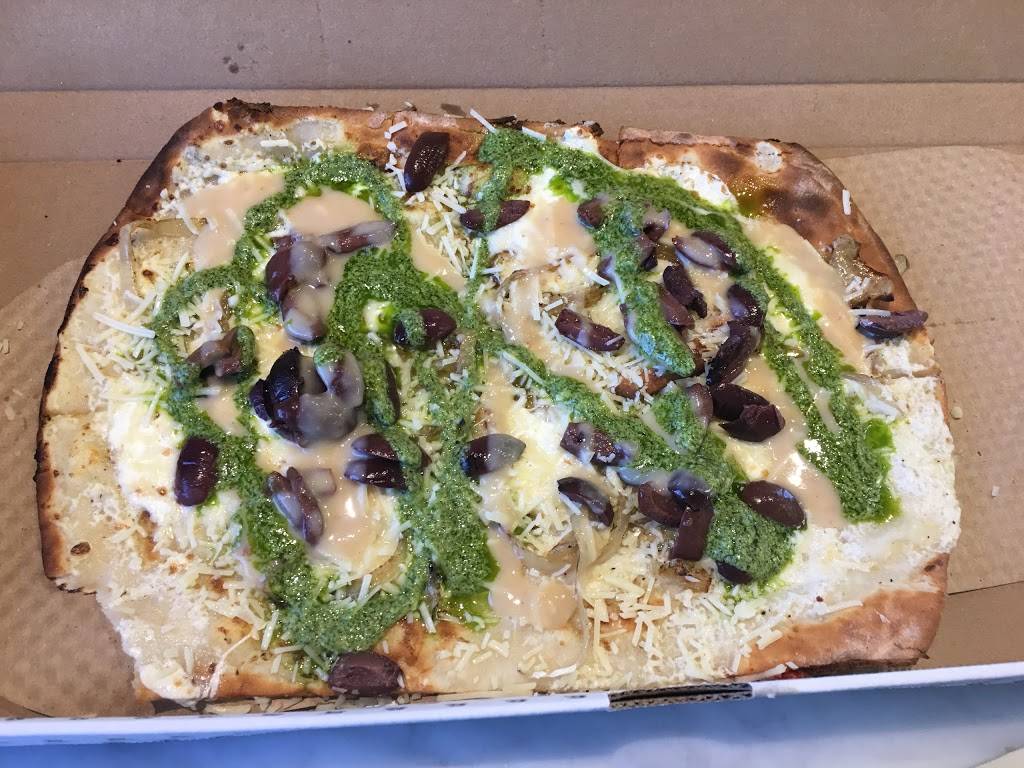 &pizza | restaurant | DULLES I Concourse C Gate C28, Sterling, VA 20166, USA | 2028398576 OR +1 202-839-8576