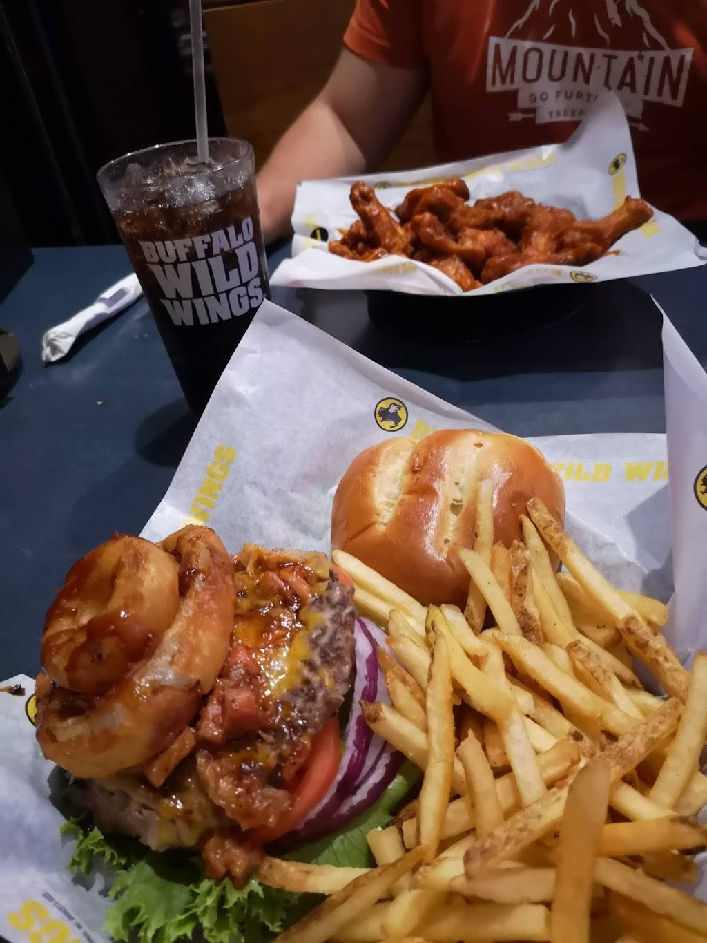 Buffalo Wild Wings | meal takeaway | 7004 International Dr, Orlando, FL 32819, USA | 4073516200 OR +1 407-351-6200