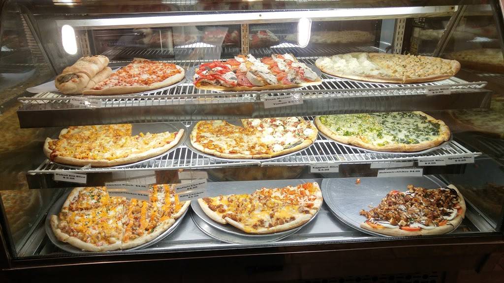 Uncle Joes Pizza | restaurant | 2854 Middle Country Rd, Lake Grove, NY 11755, USA | 6319810690 OR +1 631-981-0690