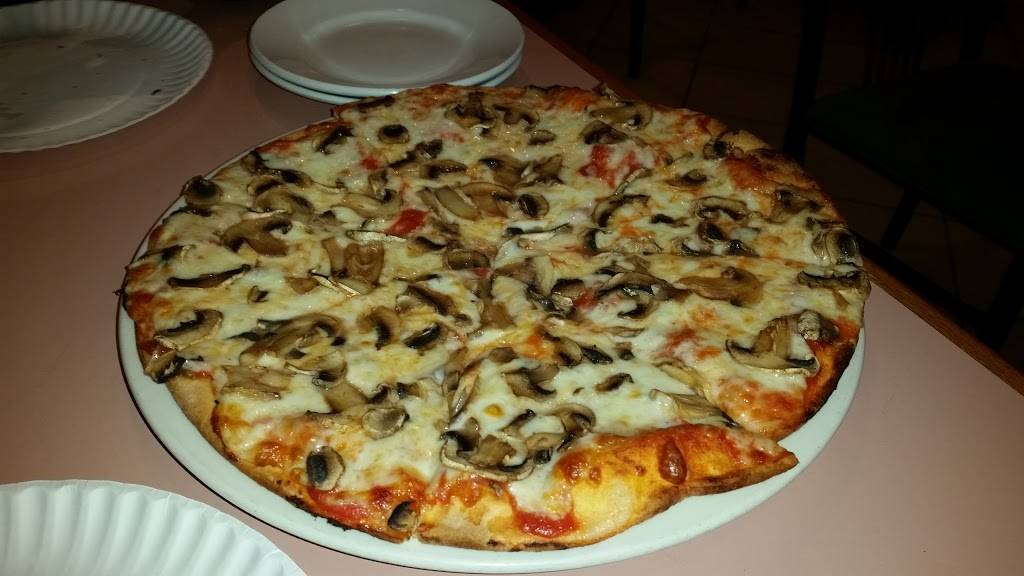 Carlos Gourmet Pizza Marlboro N.J. | restaurant | 8280 326, U.S. 9, Englishtown, NJ 07726, USA | 7325366070 OR +1 732-536-6070