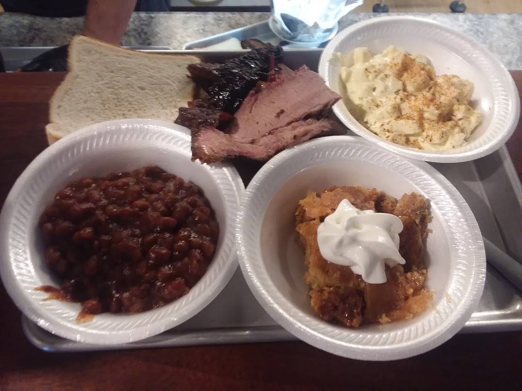 Lunch Box BBQ Cafe | restaurant | 417 4th St, Minburn, IA 50167, USA | 5156772030 OR +1 515-677-2030