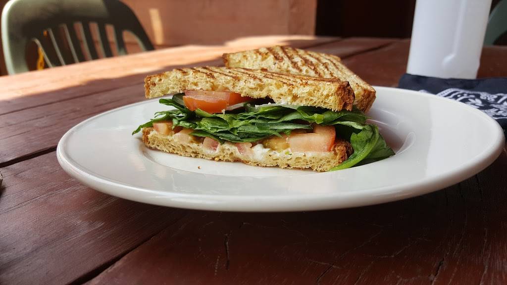 New Moon Bakery & Cafe | bakery | 1 W 1st St, Nederland, CO 80466, USA | 3032583569 OR +1 303-258-3569