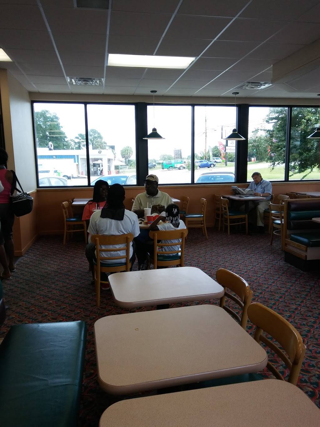 Wendys | restaurant | 3154 Augusta Rd, West Columbia, SC 29170, USA | 8037394492 OR +1 803-739-4492
