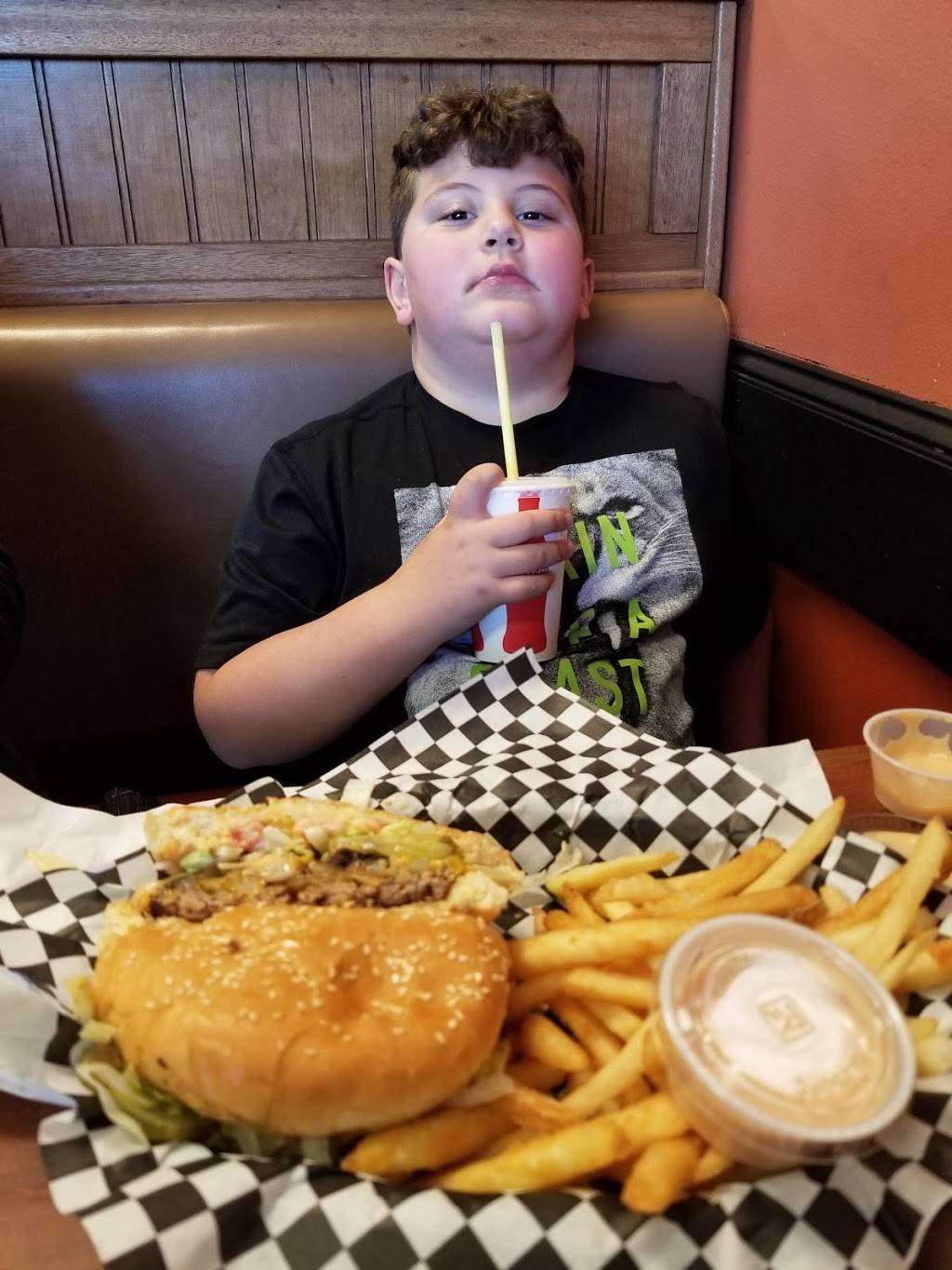 Big Daddys | restaurant | 9915 224th St E, Graham, WA 98338, USA | 2538758636 OR +1 253-875-8636