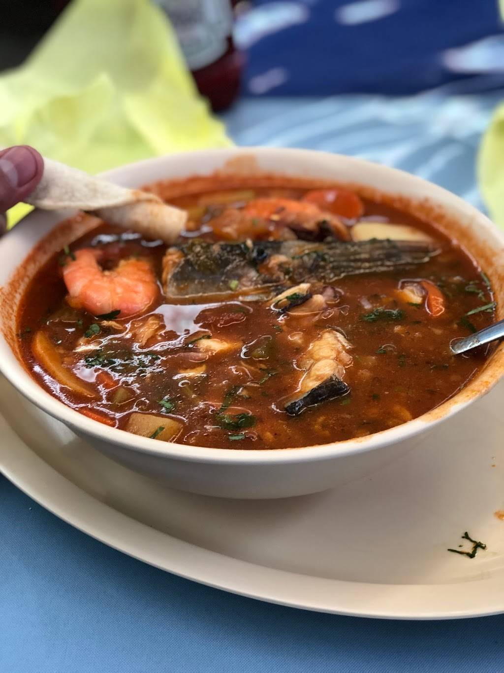 Mariscos 4 Vientos | restaurant | 3000 E Olympic Blvd, Los Angeles, CA 90023, USA | 3232664045 OR +1 323-266-4045