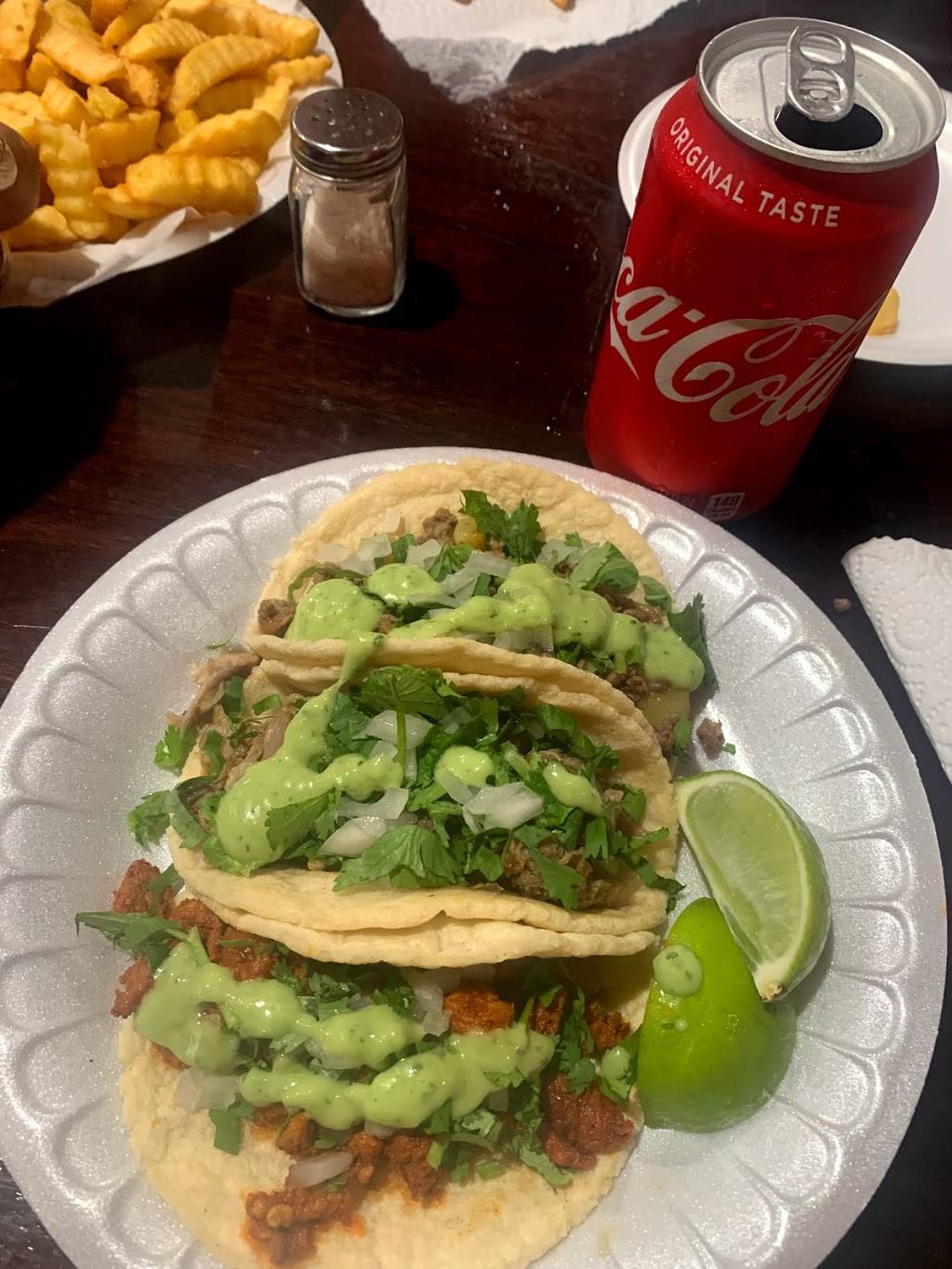 Taqueria Y Panaderia San Miguel | restaurant | Cleveland, TX 77327, USA | 9367189661 OR +1 936-718-9661
