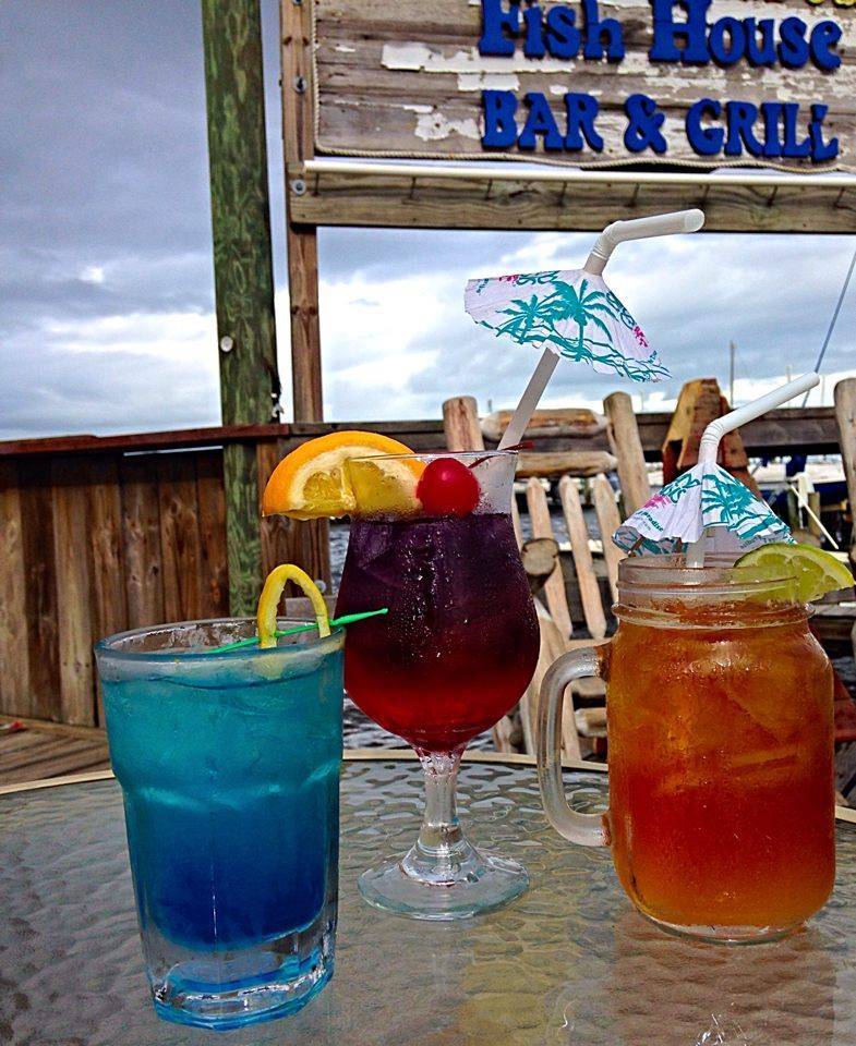 The Old Fish House Bar and Grill | restaurant | 5185 US-1, Grant-Valkaria, FL 32949, USA | 3217277007 OR +1 321-727-7007