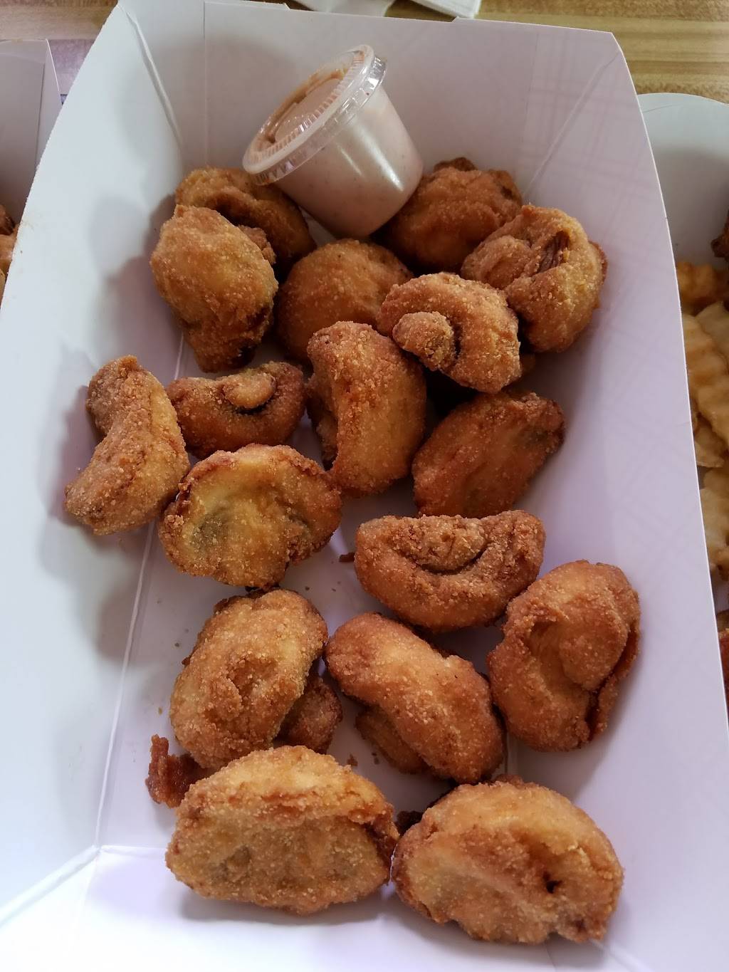 Clarksville Seafood Restaurant | restaurant | 916 Eastern Blvd, Clarksville, IN 47129, USA | 8122838588 OR +1 812-283-8588