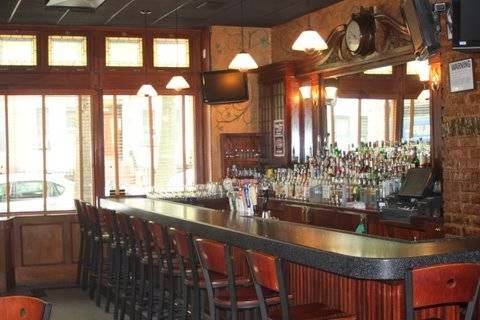 Johnny Macks Bar & Grill | restaurant | 1114 8th Ave, Brooklyn, NY 11215, USA | 7188327961 OR +1 718-832-7961