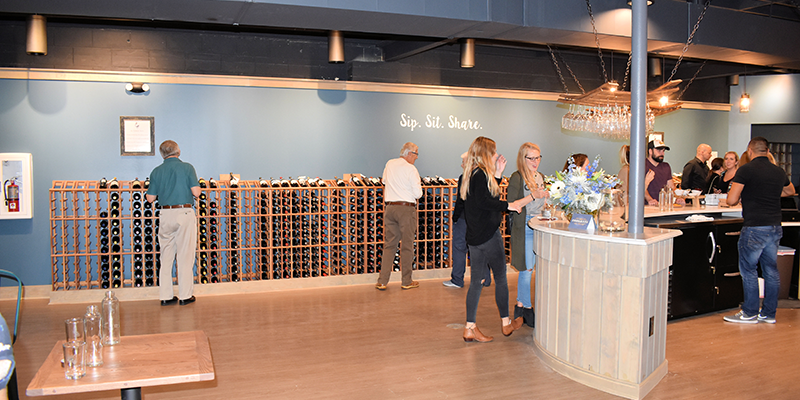 Wine Market & Table | restaurant | 1110 Shelby St, Indianapolis, IN 46203, USA | 3174931010 OR +1 317-493-1010