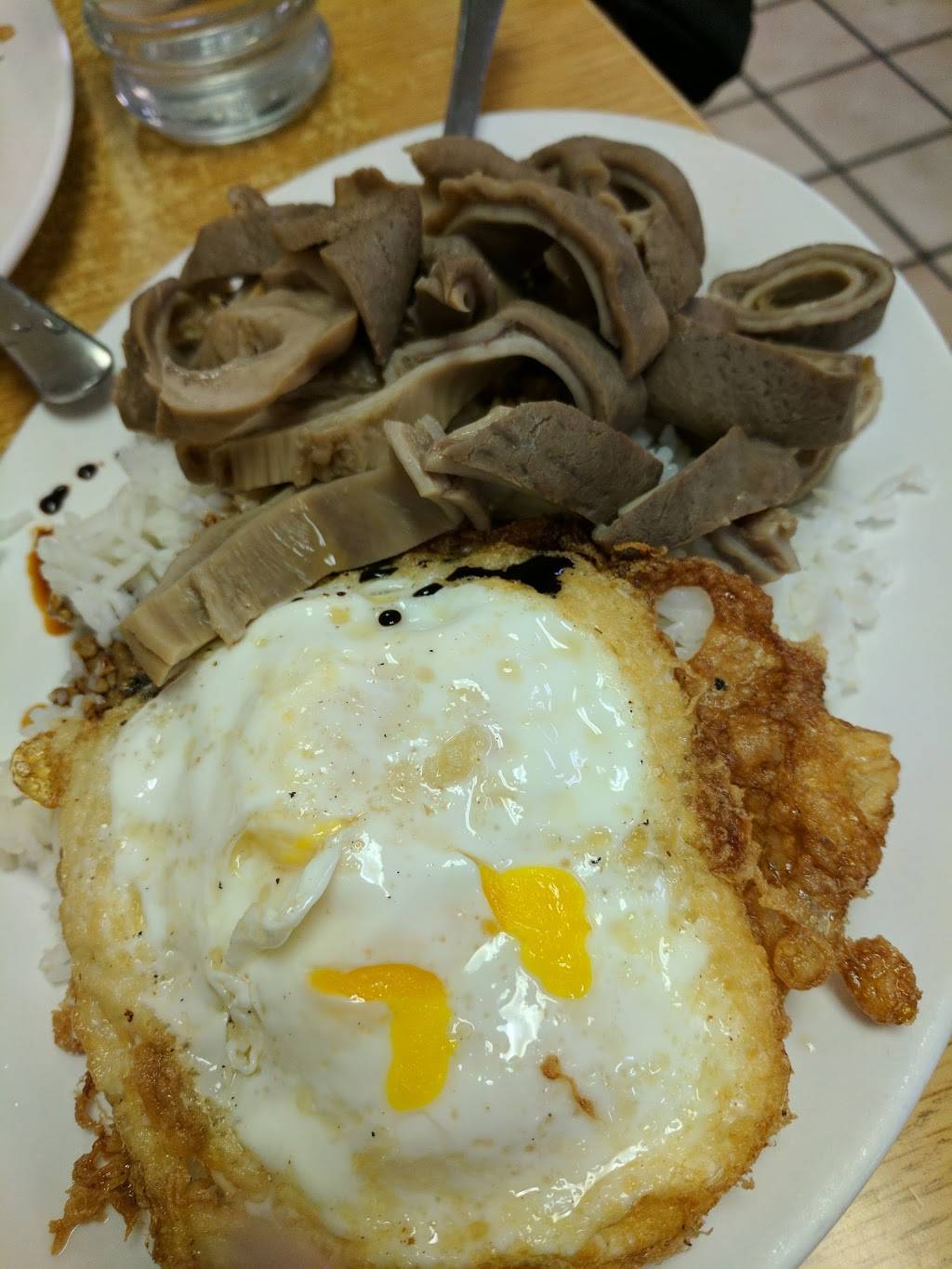 Seven Treasures Cantonese Restaurant | restaurant | 2312 S Wentworth Ave, Chicago, IL 60616, USA | 3122252668 OR +1 312-225-2668