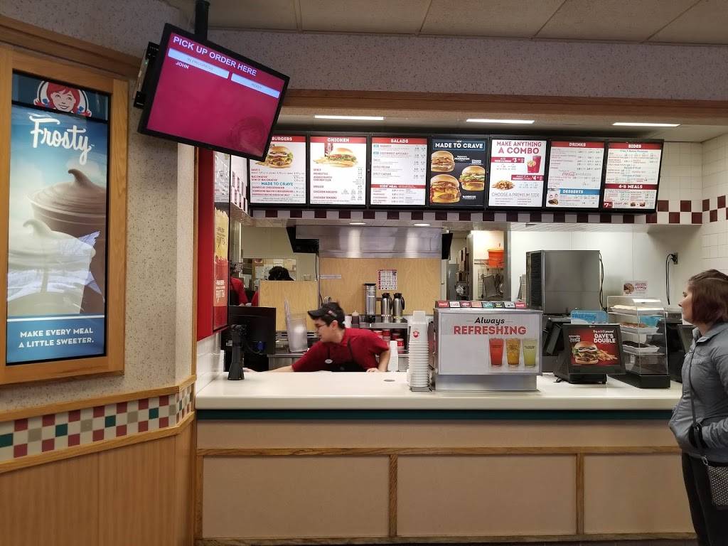 Wendys | restaurant | 4407 Spenard Rd, Anchorage, AK 99517, USA | 9076778890 OR +1 907-677-8890