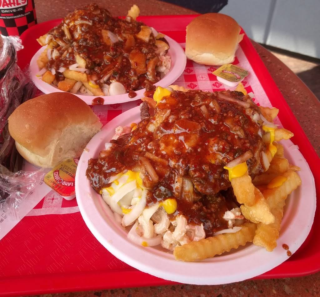 Tom Wahls Canandaigua | restaurant | 2510 Rochester Rd, Canandaigua, NY 14424, USA | 5853939170 OR +1 585-393-9170