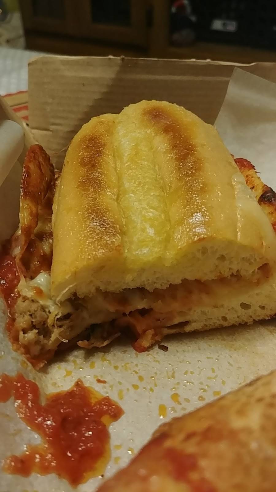 Papa Johns Pizza | restaurant | 5194 S Broadway, Englewood, CO 80113, USA | 3037616262 OR +1 303-761-6262