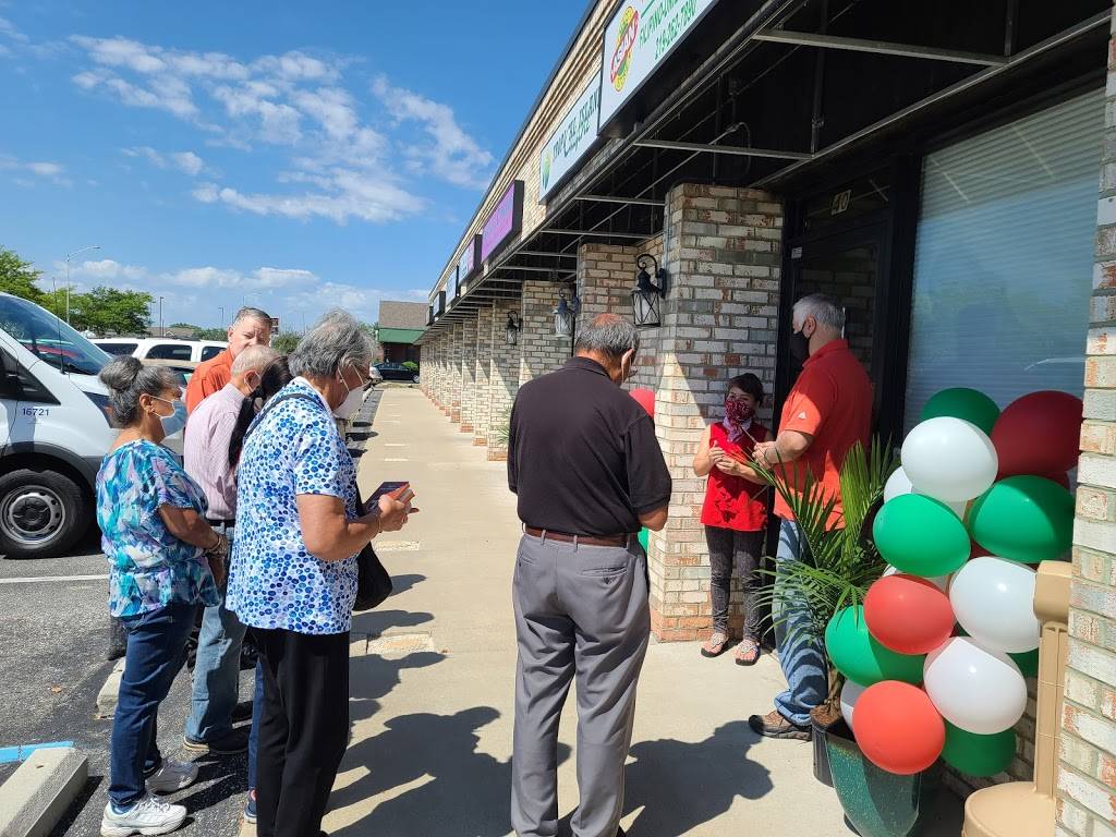 Tropical Islands Cuisine | restaurant | 44 W 80th Pl, Merrillville, IN 46410, USA | 7087695984 OR +1 708-769-5984