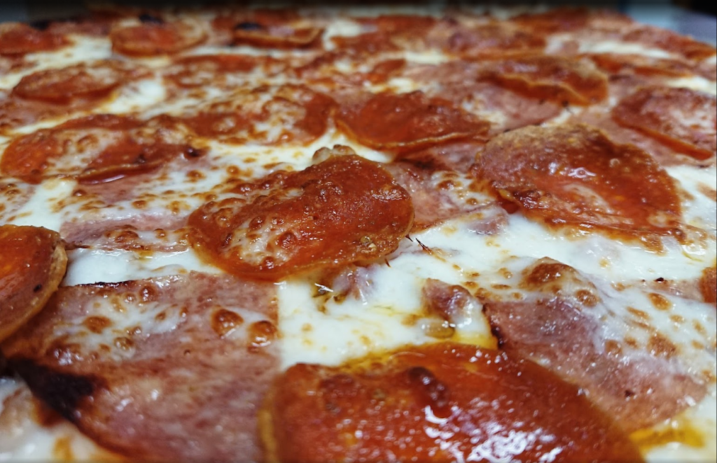 Pizza For U | restaurant | 3235, 970 E 9th St, Lockport, IL 60441, USA | 8158342888 OR +1 815-834-2888