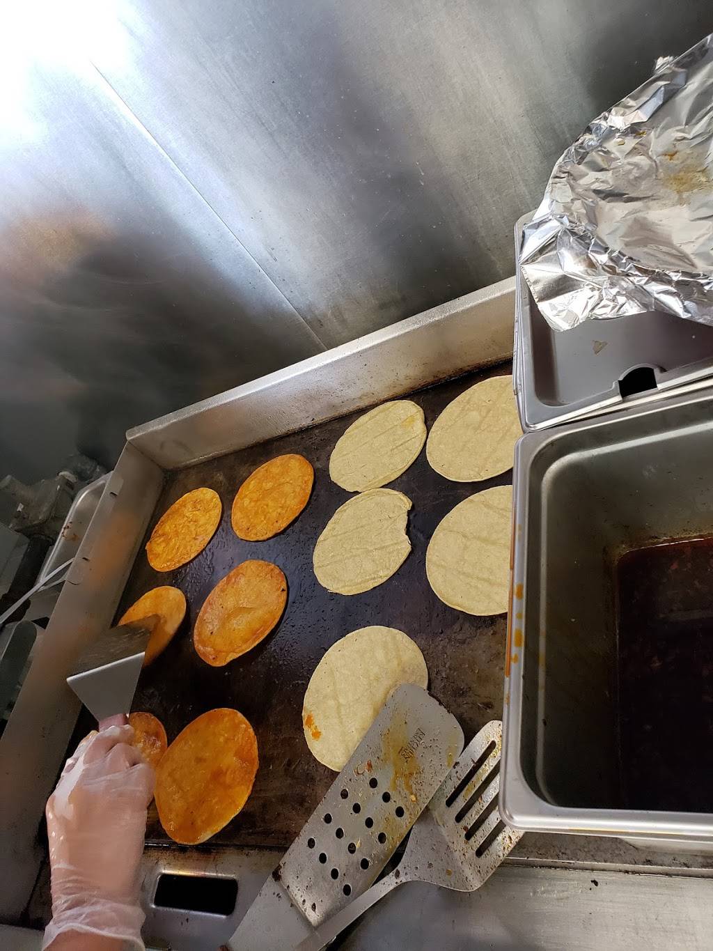 Tacos de Michoacán | restaurant | 1691 Murfreesboro Pike, Nashville, TN 37217, USA | 6159709335 OR +1 615-970-9335