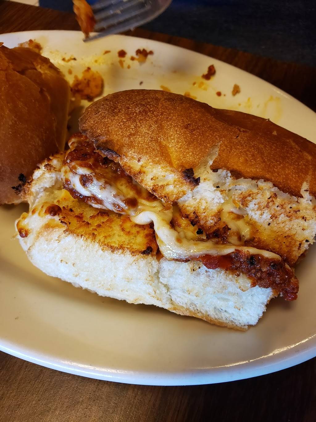 Luigis DItalia | restaurant | 1032 E Bastanchury Rd, Fullerton, CA 92835, USA | 7144900990 OR +1 714-490-0990