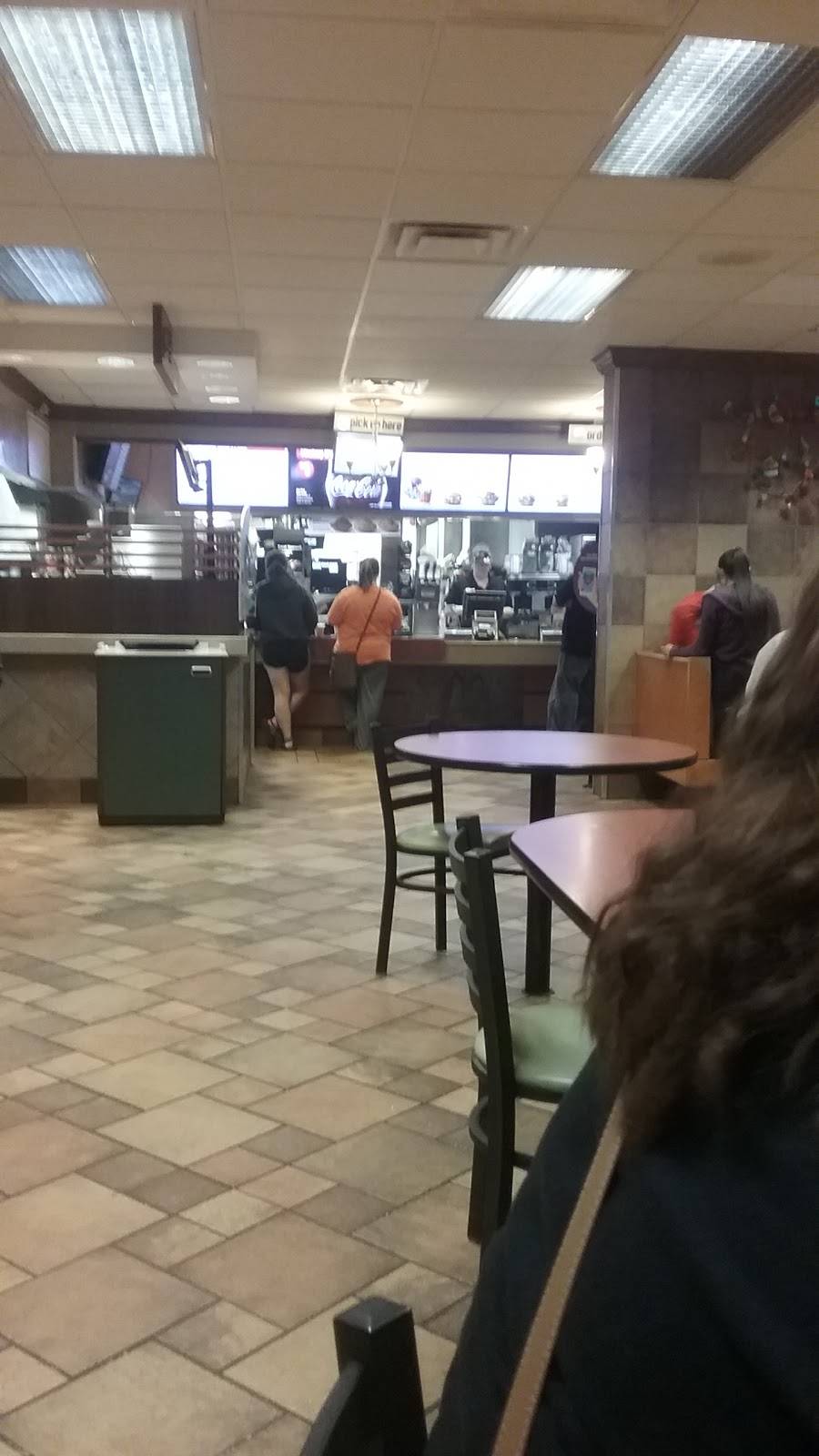 McDonalds | cafe | 1603 E Wabash St, Frankfort, IN 46041, USA | 7656548886 OR +1 765-654-8886