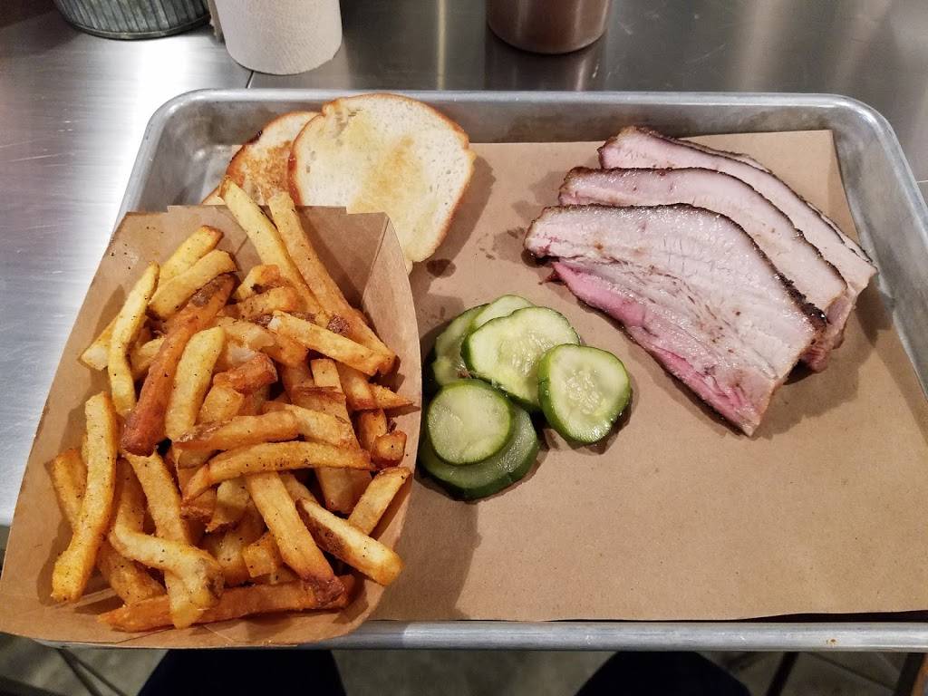 Liberty Barbecue | restaurant | 370 W Broad St, Falls Church, VA 22046, USA | 7032378227 OR +1 703-237-8227