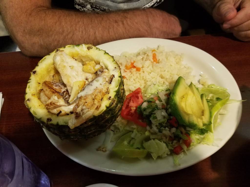 Tlaquepaque Mexican Grill - Mount Airy | restaurant | 2123 Rockford St, Mt Airy, NC 27030, USA | 3367894050 OR +1 336-789-4050