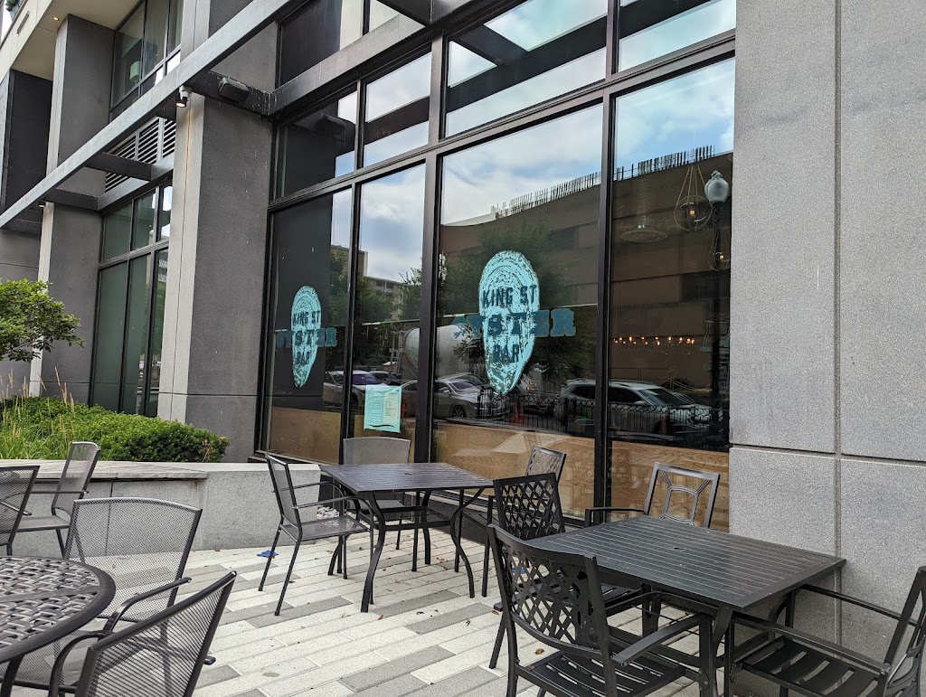 King Street Oyster Bar | restaurant | 22 M St NE Suite A1, Washington, DC 20002, USA | 2026218513 OR +1 202-621-8513