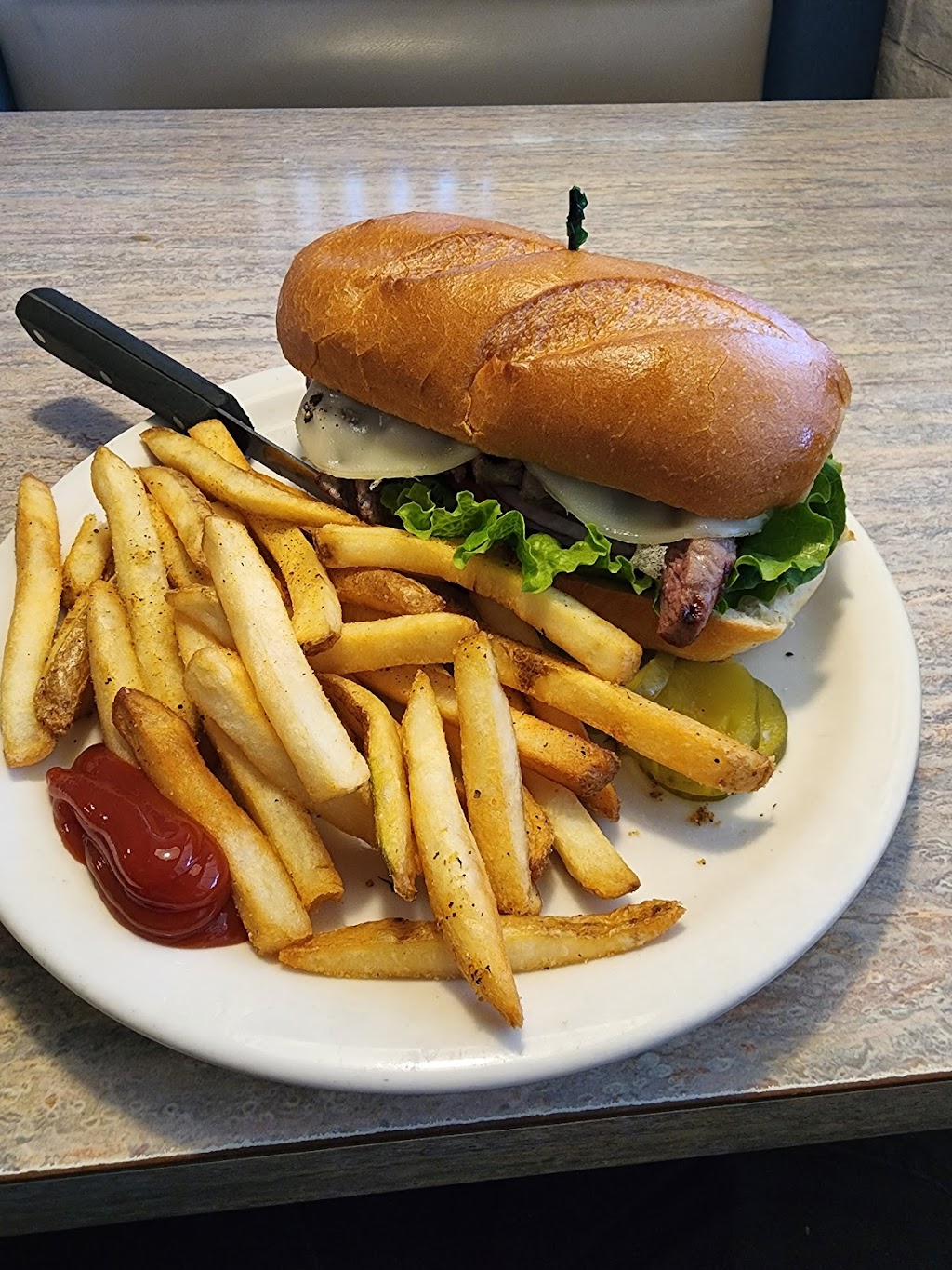 Perkos Café | cafe | 11988 CA-88, Jackson, CA 95642, USA | 2092234420 OR +1 209-223-4420