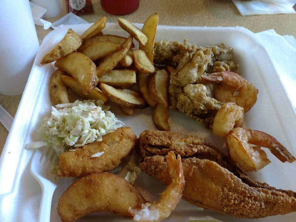 N.C. Seafood Restaurant at the Farmers Market | restaurant | 1201 Agriculture St, Raleigh, NC 27603, USA | 9198334661 OR +1 919-833-4661