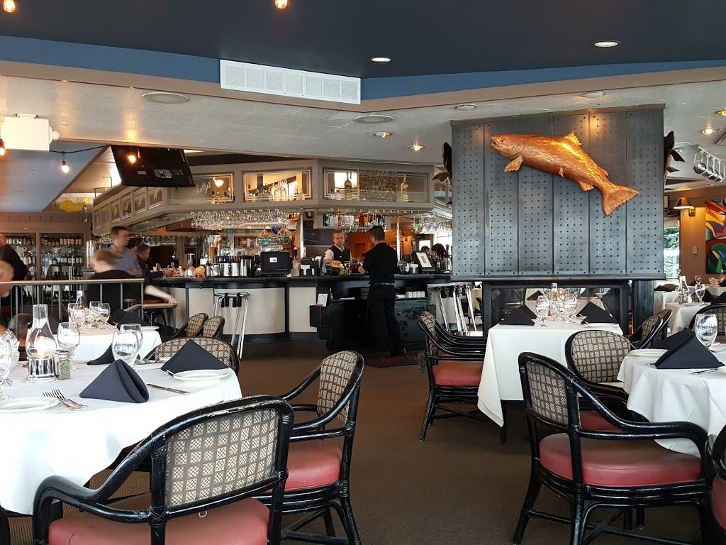 Saltys on the Columbia | restaurant | 3839 NE Marine Dr, Portland, OR 97211, USA | 5032884444 OR +1 503-288-4444
