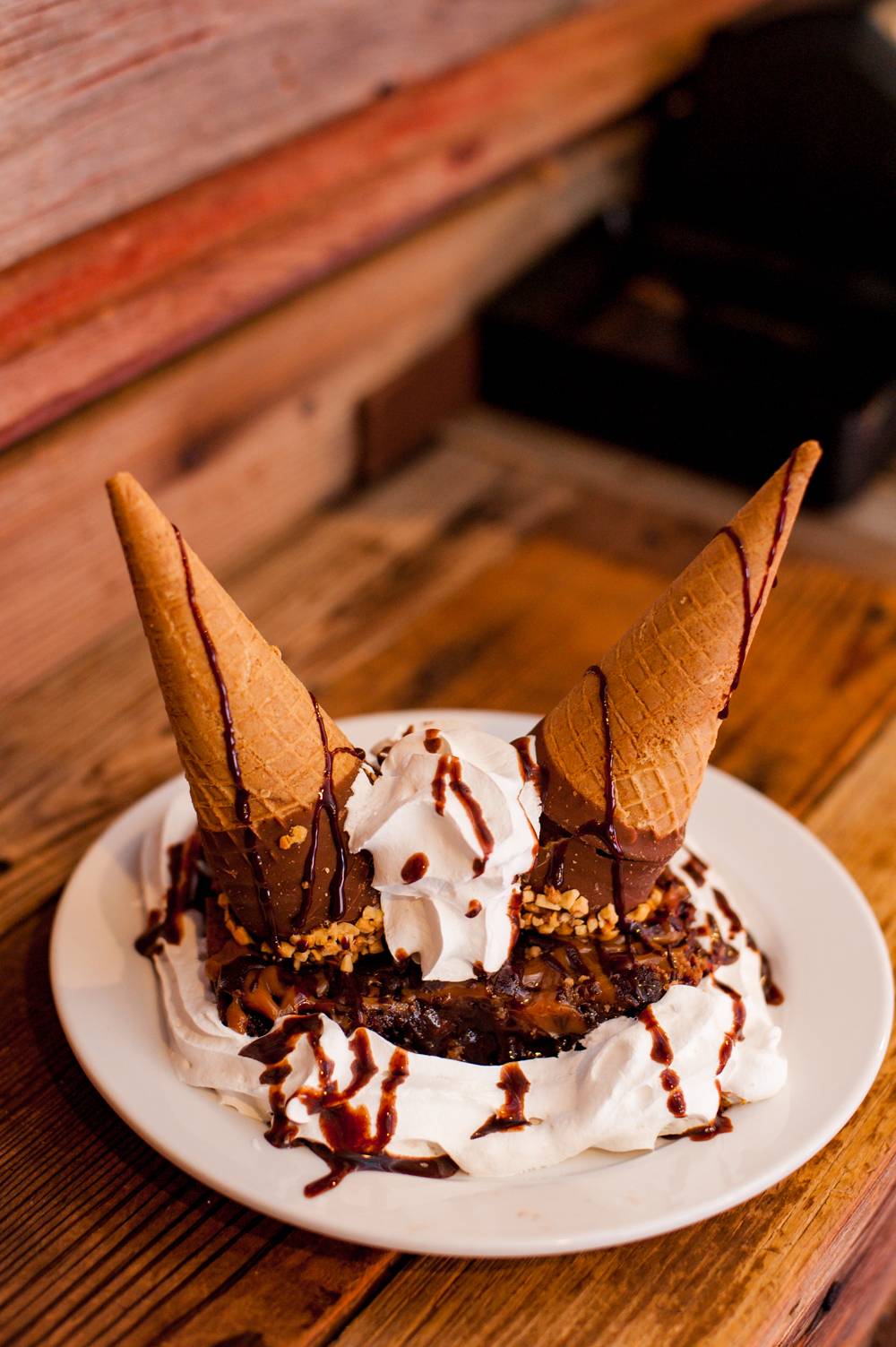 The Greenhorn Saloon & Eatery | restaurant | 303 Bedford Rd, Morris, IL 60450, USA | 8155135671 OR +1 815-513-5671