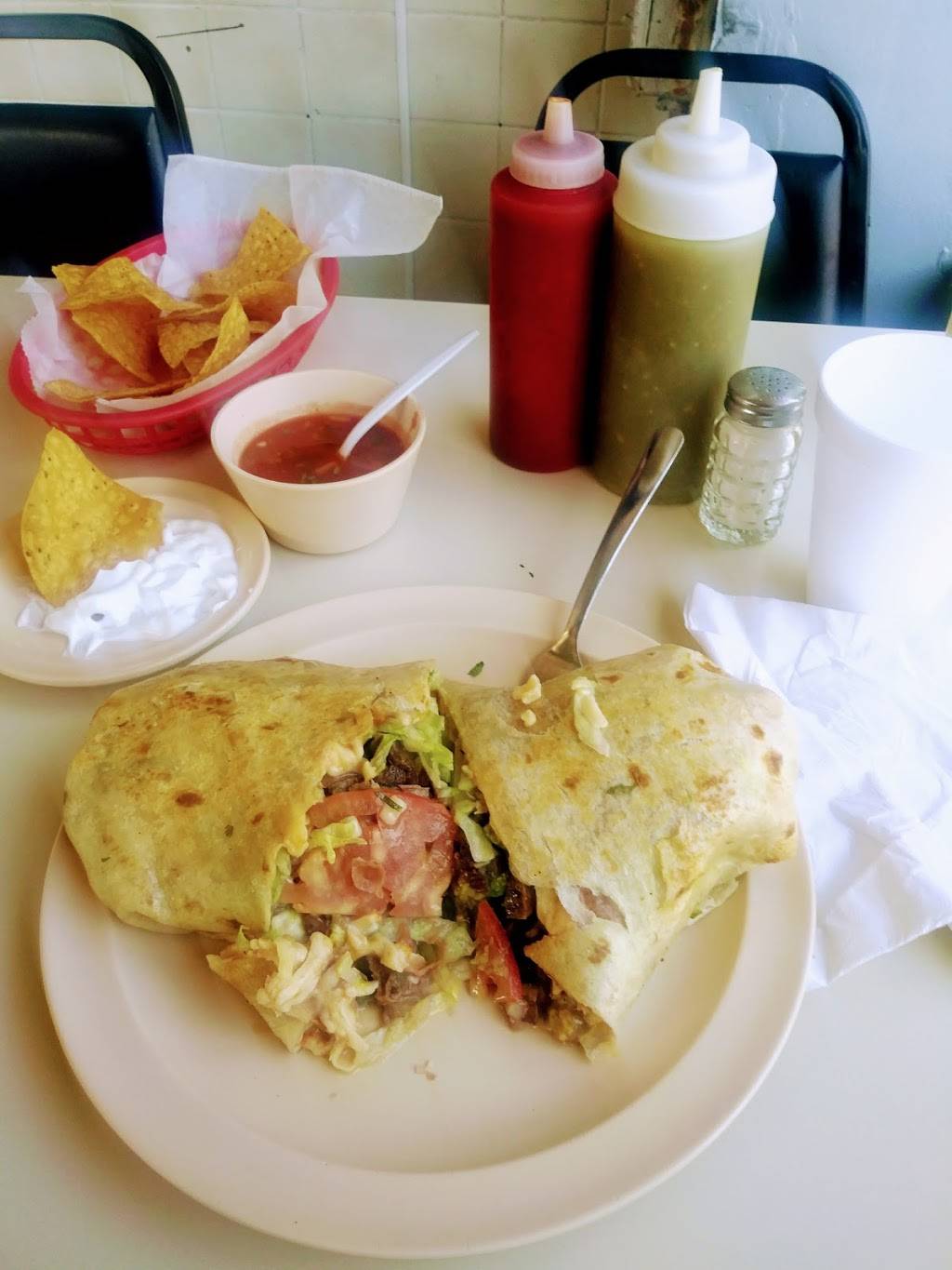 Taquería Jamay Jal | restaurant | 2500 W 51st St, Chicago, IL 60632, USA | 7737760254 OR +1 773-776-0254