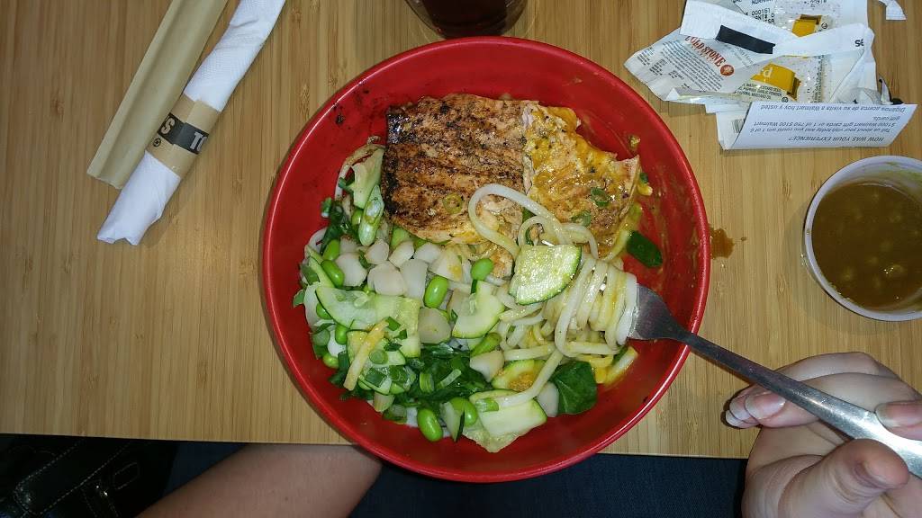 Tokyo Joes - Castle Rock | restaurant | South of the Outlet Mall, 820 New Memphis Ct, Castle Rock, CO 80108, USA | 3036601999 OR +1 303-660-1999