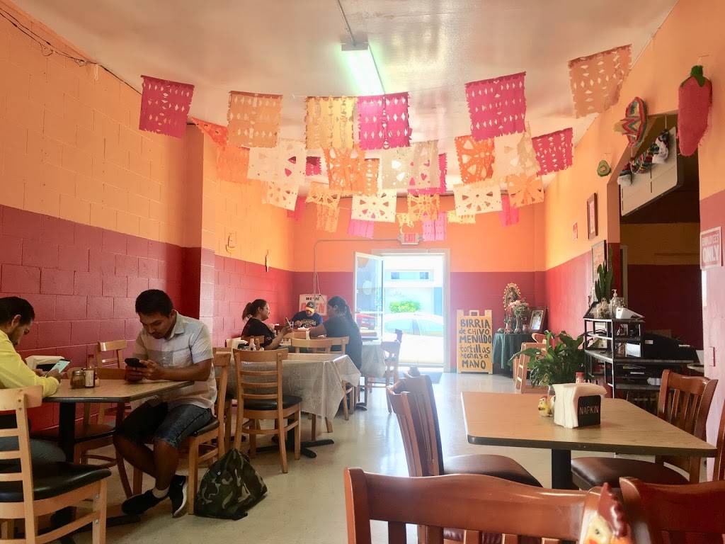 Los Tres Gallos Giros | restaurant | 1023 13th St, Richmond, CA 94801, USA | 5102304618 OR +1 510-230-4618