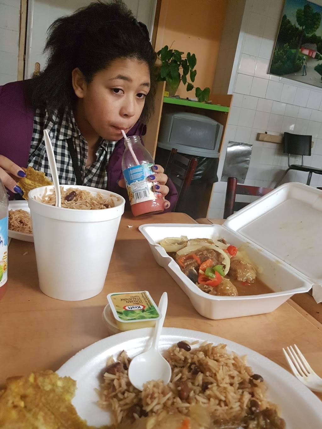 Créole Sensations | restaurant | 165 Montreal Rd, Vanier, ON K1L 6E8, Canada | 6137458900 OR +1 613-745-8900