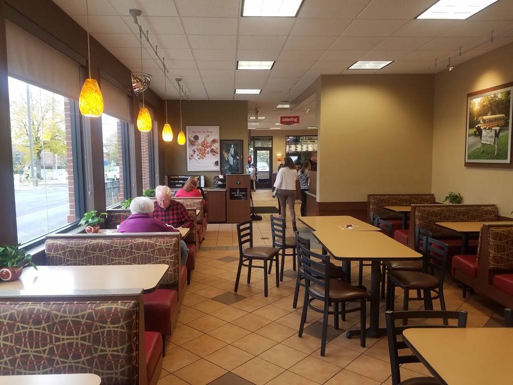 Chick-fil-A | restaurant | 1482 Miamisburg Centerville Rd, Dayton, OH 45459, USA | 9374392552 OR +1 937-439-2552