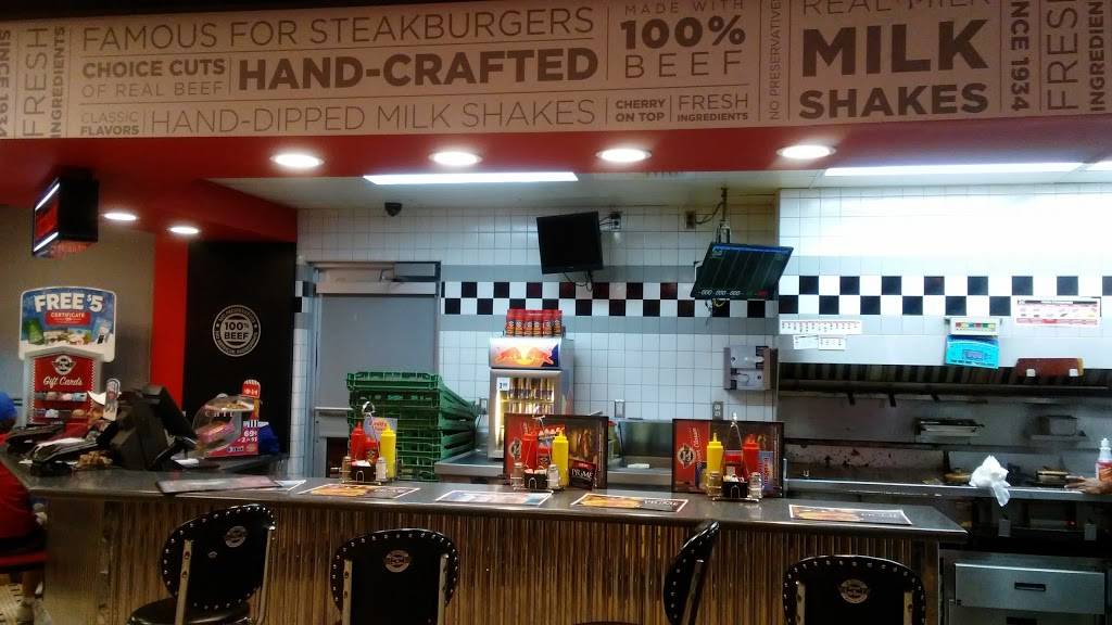 Steak n Shake | restaurant | 3980 Wedgewood Ln, The Villages, FL 32162, USA | 3862138786 OR +1 386-213-8786