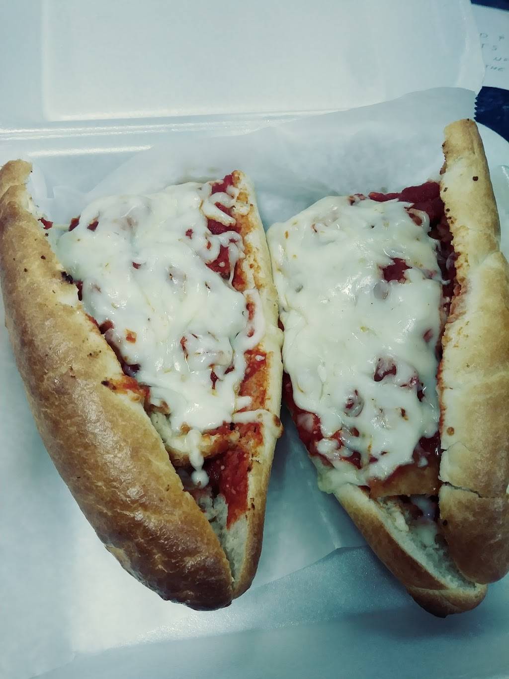 Ipeks La Bella Pizzeria | restaurant | 620 Columbia Turnpike #1, East Greenbush, NY 12061, USA | 5184794411 OR +1 518-479-4411