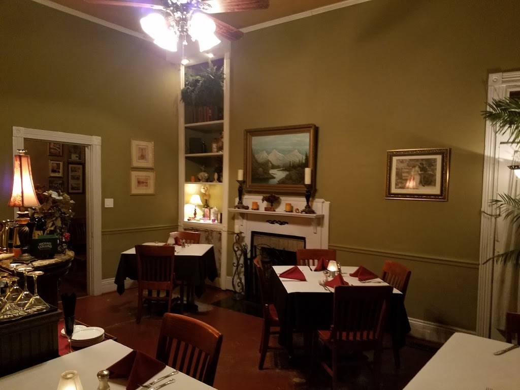 Mauricios Italian Restaurant | restaurant | 232 N Peachtree Ave, Cookeville, TN 38501, USA | 9315282456 OR +1 931-528-2456