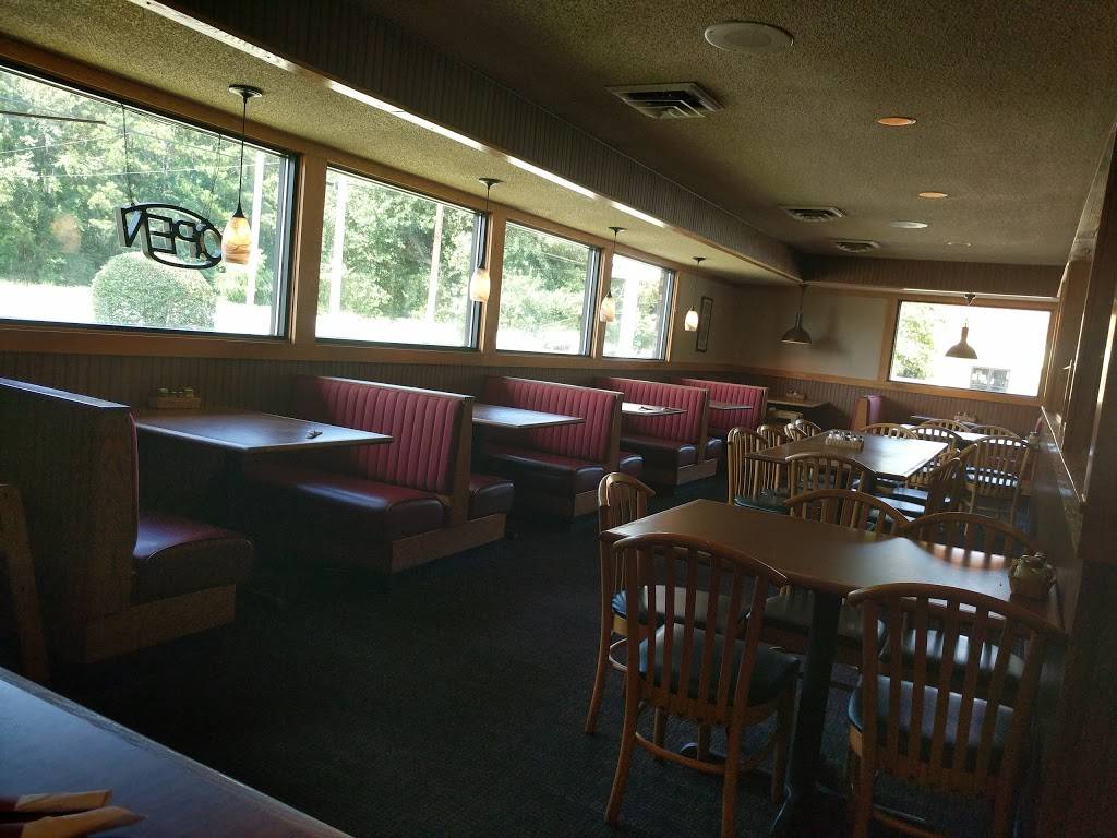 Pizza Hut | meal takeaway | 5953 W Jim Bilton Blvd, St George, SC 29477, USA | 8435638555 OR +1 843-563-8555