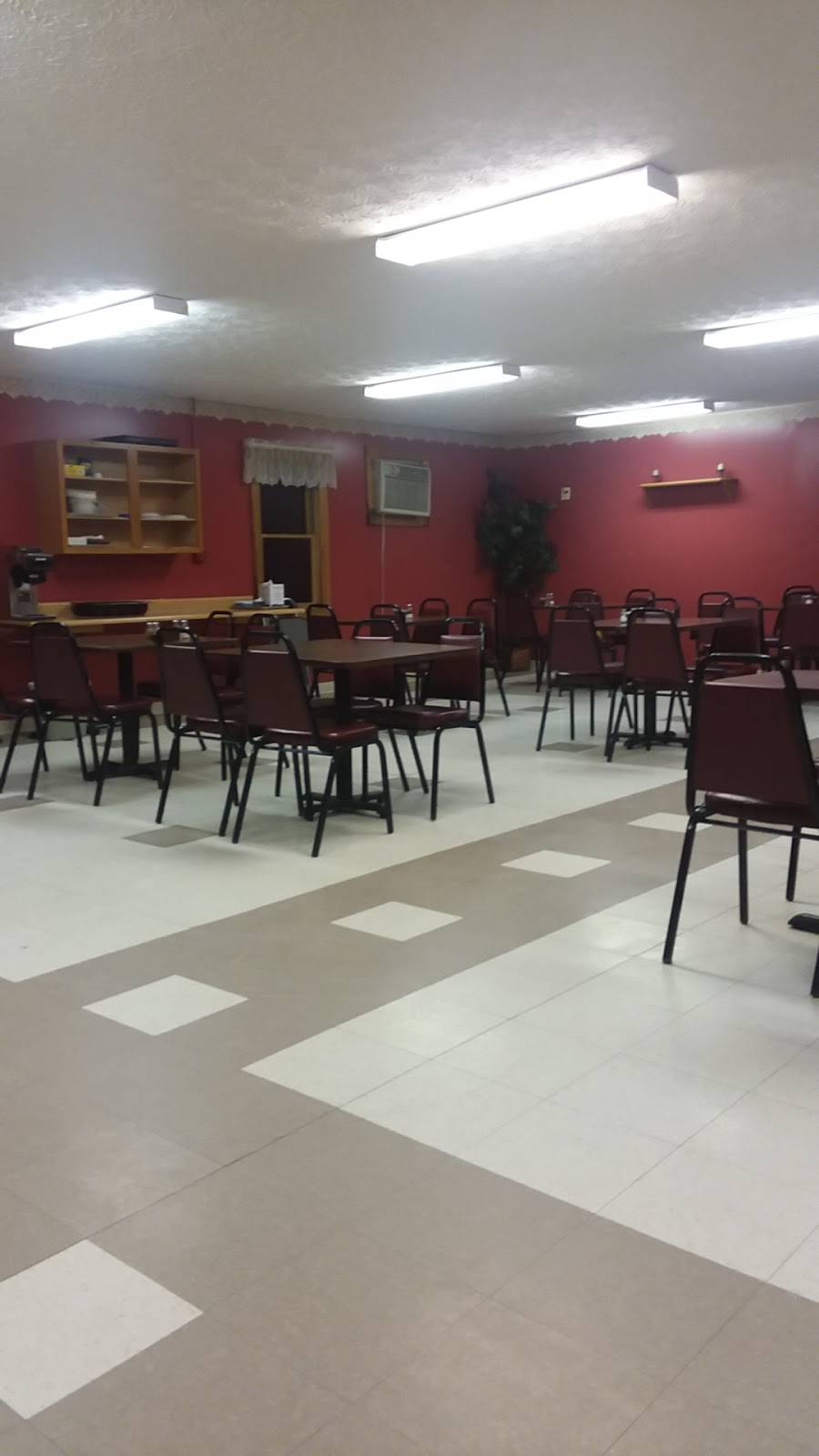 Pizza Parlor | restaurant | 153-101 N Market St, Shreve, OH 44676, USA | 3305672888 OR +1 330-567-2888