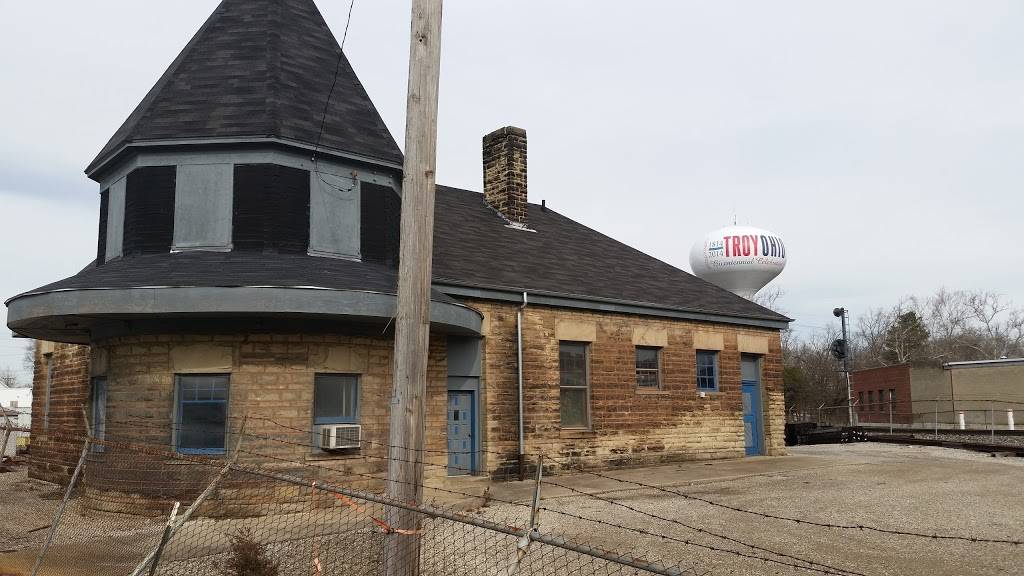 Railroad Restaurant | restaurant | 629 S Crawford St, Troy, OH 45373, USA | 9373356592 OR +1 937-335-6592