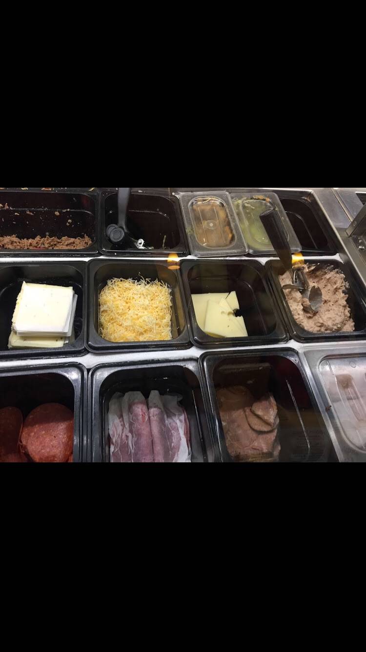 Subway Restaurants | restaurant | 140 E Main St, Smithtown, NY 11787, USA | 6316563399 OR +1 631-656-3399