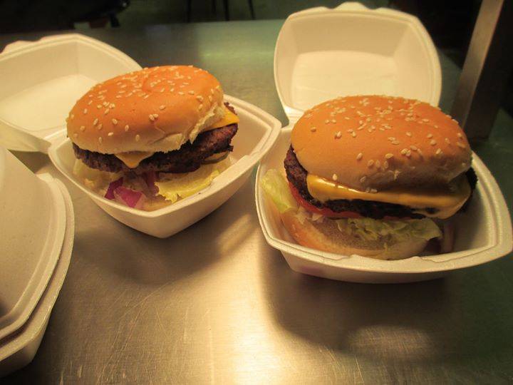 Aunt Pollys Pizza Ribs & Chicken Delivery | restaurant | 5339 English Ave, Indianapolis, IN 46219, USA | 3176383663 OR +1 317-638-3663