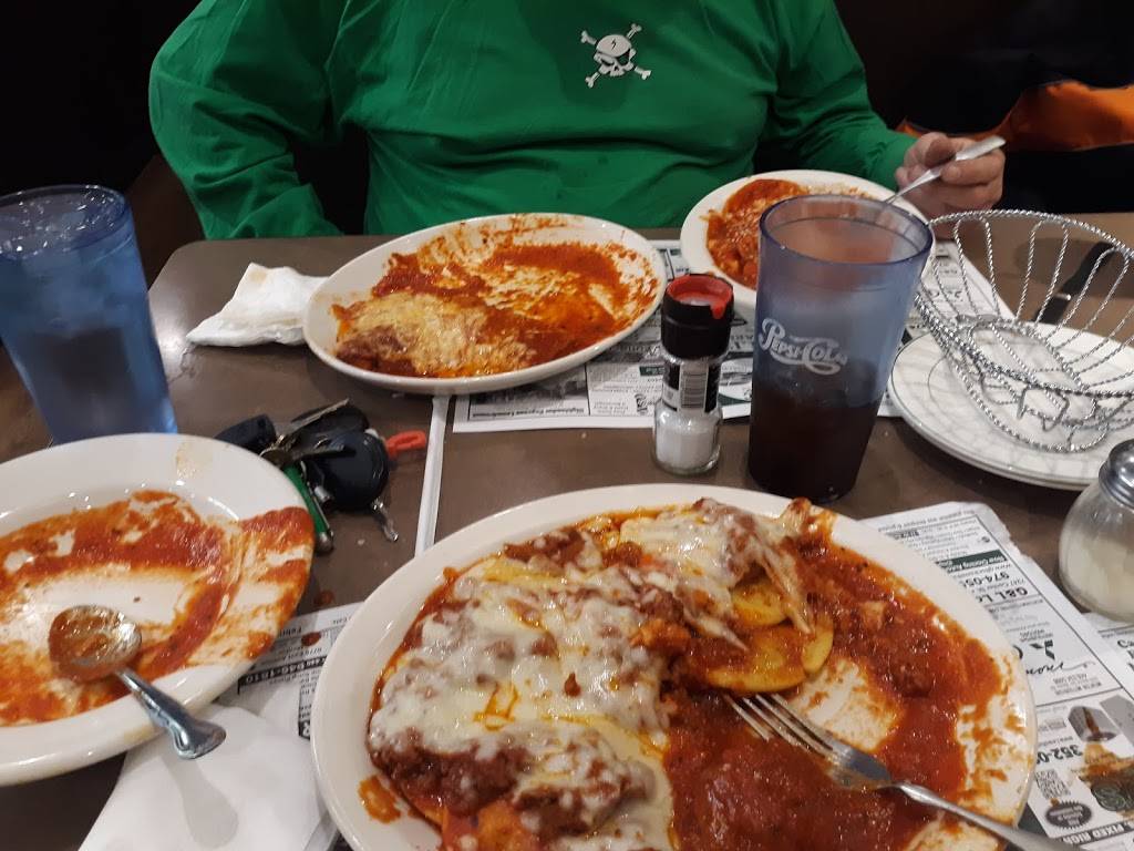 Zappitellis Pizza | restaurant | 9570 Mentor Ave, Mentor, OH 44060, USA | 4403521185 OR +1 440-352-1185