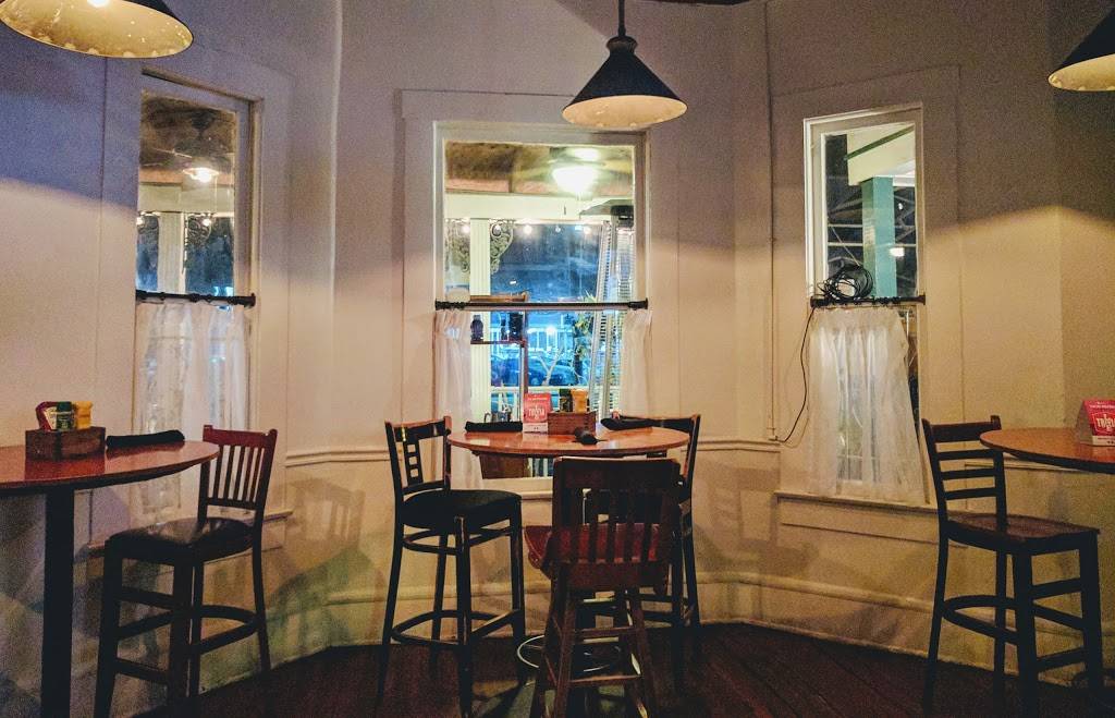 Front Porch & Barts Tavern | restaurant | 5924 N Florida Ave, Tampa, FL 33604, USA | 8132375511 OR +1 813-237-5511