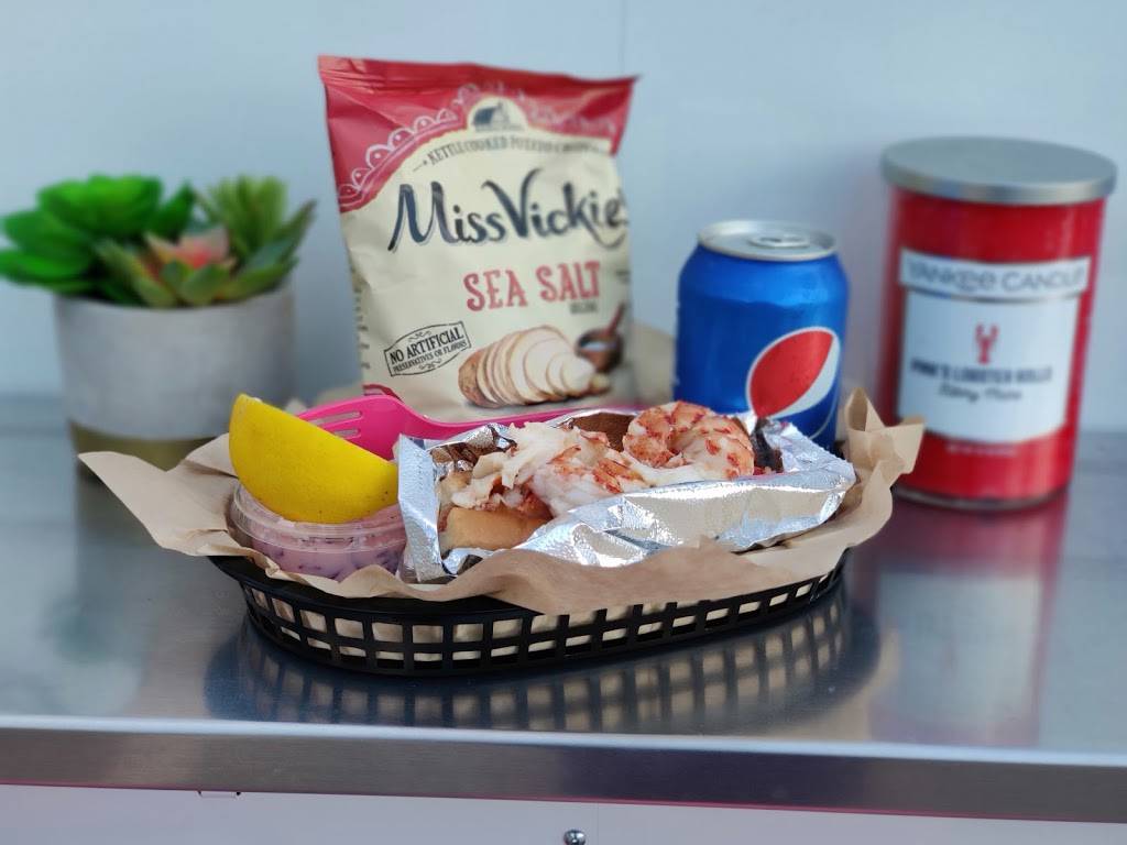 Pinks Lobster Rolls | restaurant | 67 Depot Rd. - (Bus. Office Kittery, Outlets - Store Location, Eliot, ME 03903, USA | 2074321191 OR +1 207-432-1191